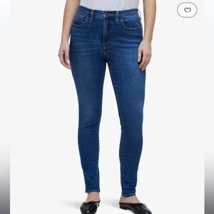 Madewell Women's 10" Roadtripper High Rise
Skinny Jeans MA493 Blue Denim Size 35